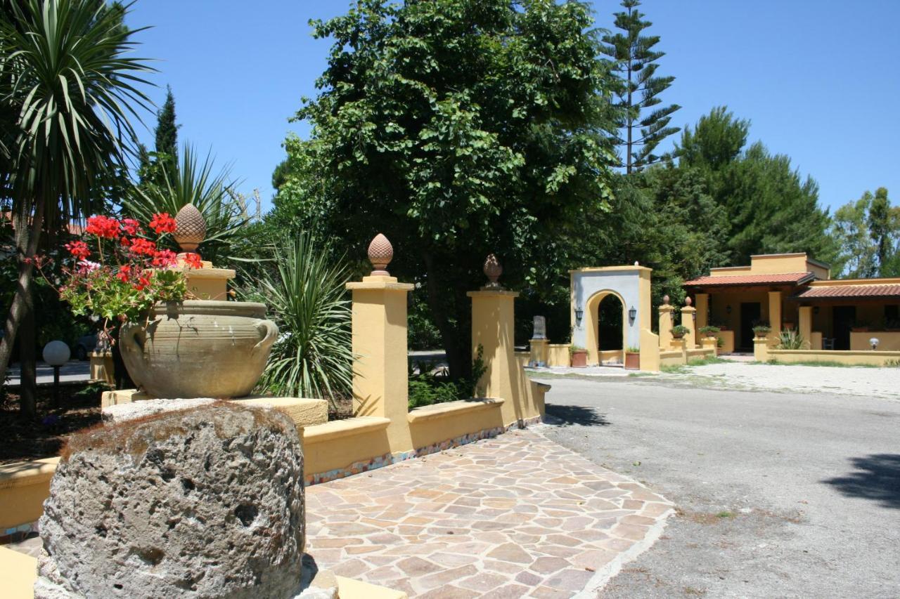 Hotel Villa Rita Paestum Exteriér fotografie